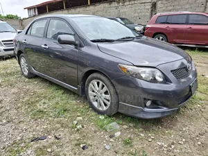 Toyota Corolla 2009 Gray