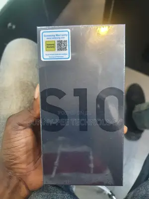 New Samsung Galaxy S10 128 GB Black