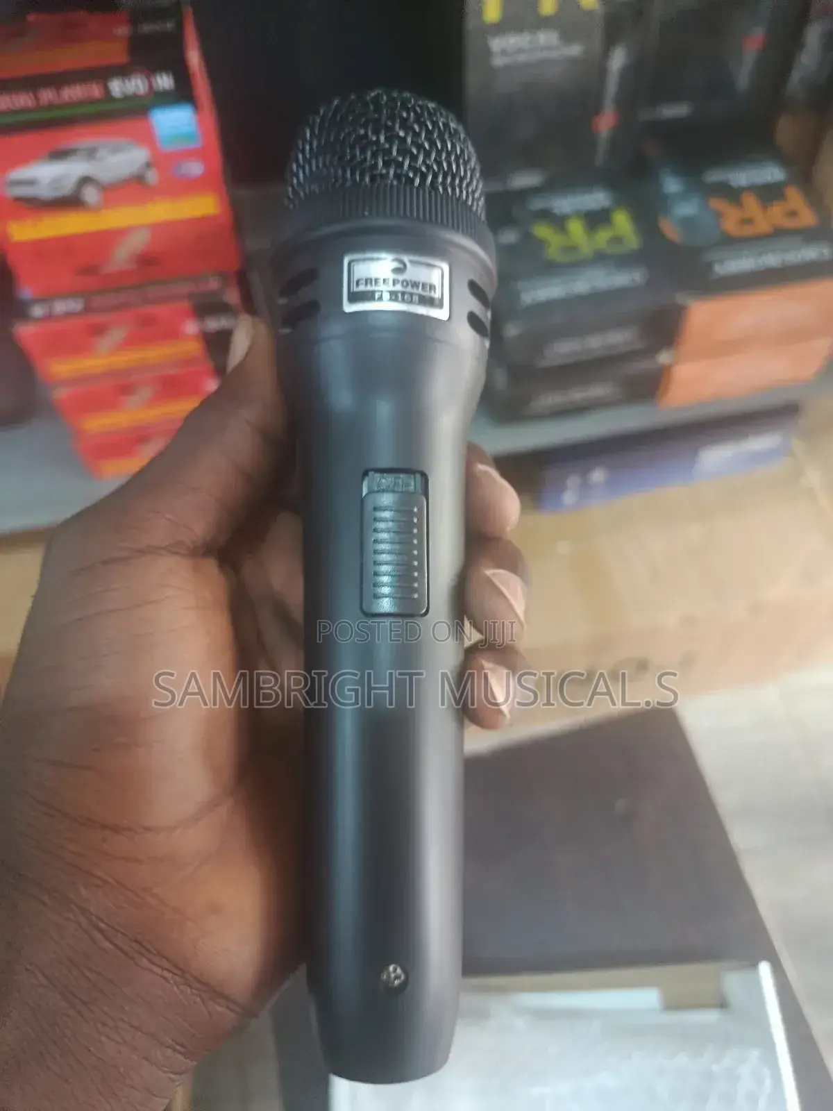Free Power Fb-168 Dynamic Microphone
