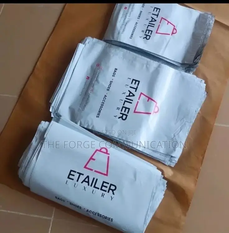 Courier Nylon