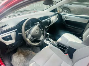 Toyota Corolla 2015 Red