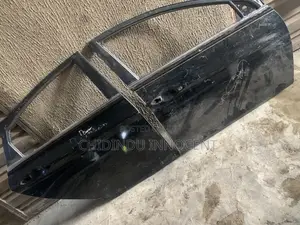 Front Door Right and Back Right Hyundai Sonata 2012 2013 Model