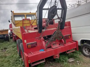 Man=Towing =Truck