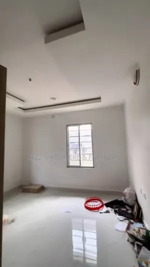 4bdrm Bungalow in Shell Cooperative, Port-Harcourt for rent