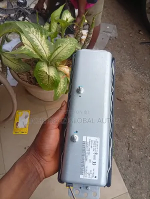 Knee Airbag for Mercedes Benz 167 Available