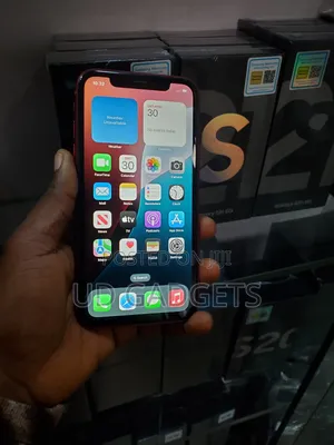 Apple iPhone XR 128 GB Red