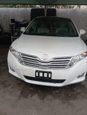 Toyota Venza AWD 2010 White
