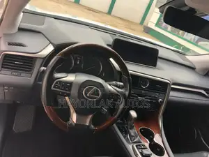 Lexus RX 350L FWD 2018 White