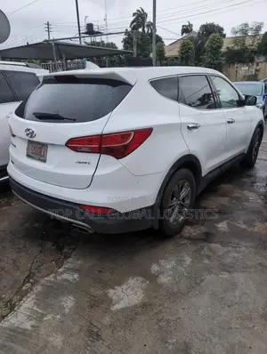 Hyundai Santa Fe Sport 2013 White