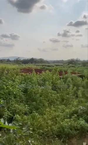 Distress Sale ; Residential Land 
Size: 2,439.10m2 Cofo.