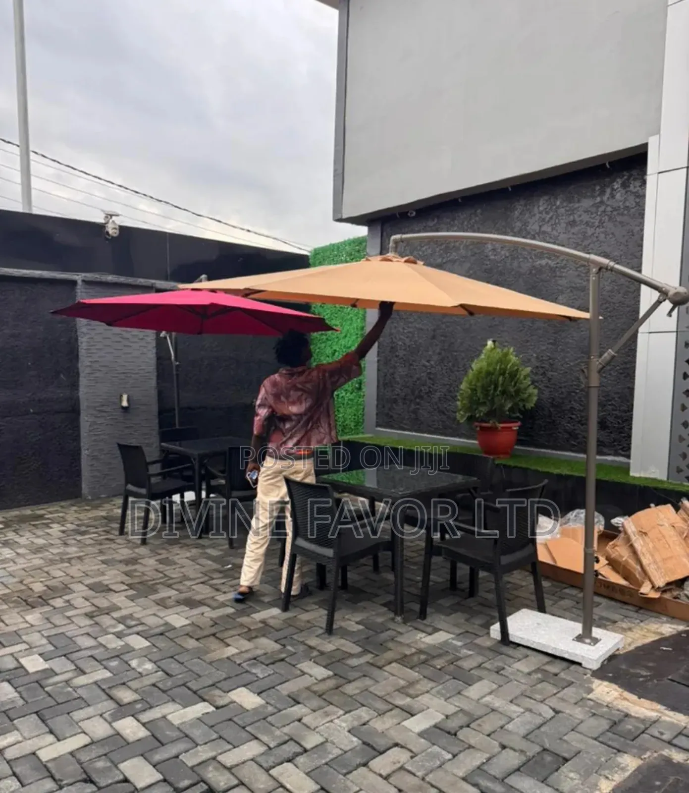Outdoor Garden Umbrella.