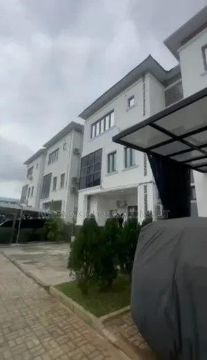 4bdrm Duplex in Maitama Abuja for sale