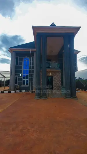5bdrm Duplex in Lavida Estate, Ipaja / Ipaja for sale