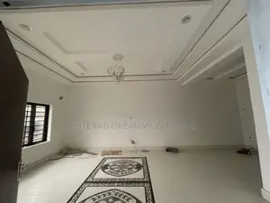 5bdrm Townhouse / Terrace in Katampe for rent