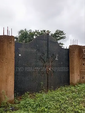 5bdrm Duplex in Osogbo for sale