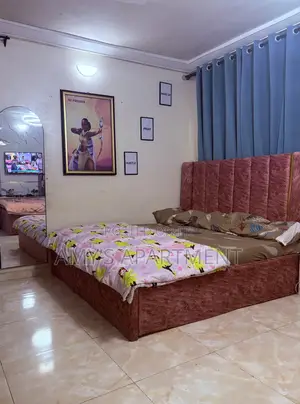 Girls Luxury Shared Apartment