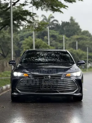 Toyota Avalon 2019 Blue