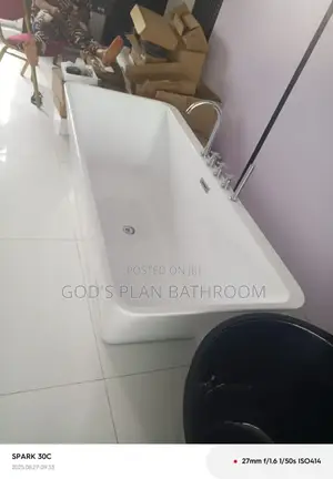 England Bathtub With Silver Mixer Tap