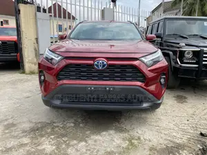 Toyota RAV4 XLE Premium FWD 2023 Red