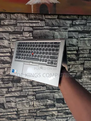 Laptop Lenovo ThinkPad L13 Yoga 8GB Intel Core i5 SSD 256GB