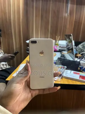 Apple iPhone 8 Plus 64 GB Gold