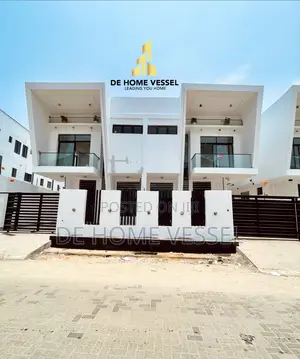 4bdrm Duplex in Lekki for sale