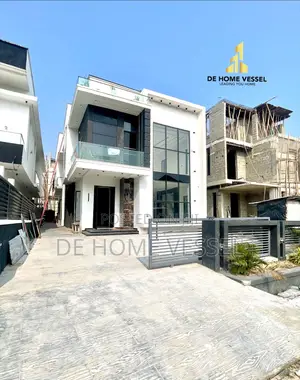 5bdrm Duplex in Lekki for sale