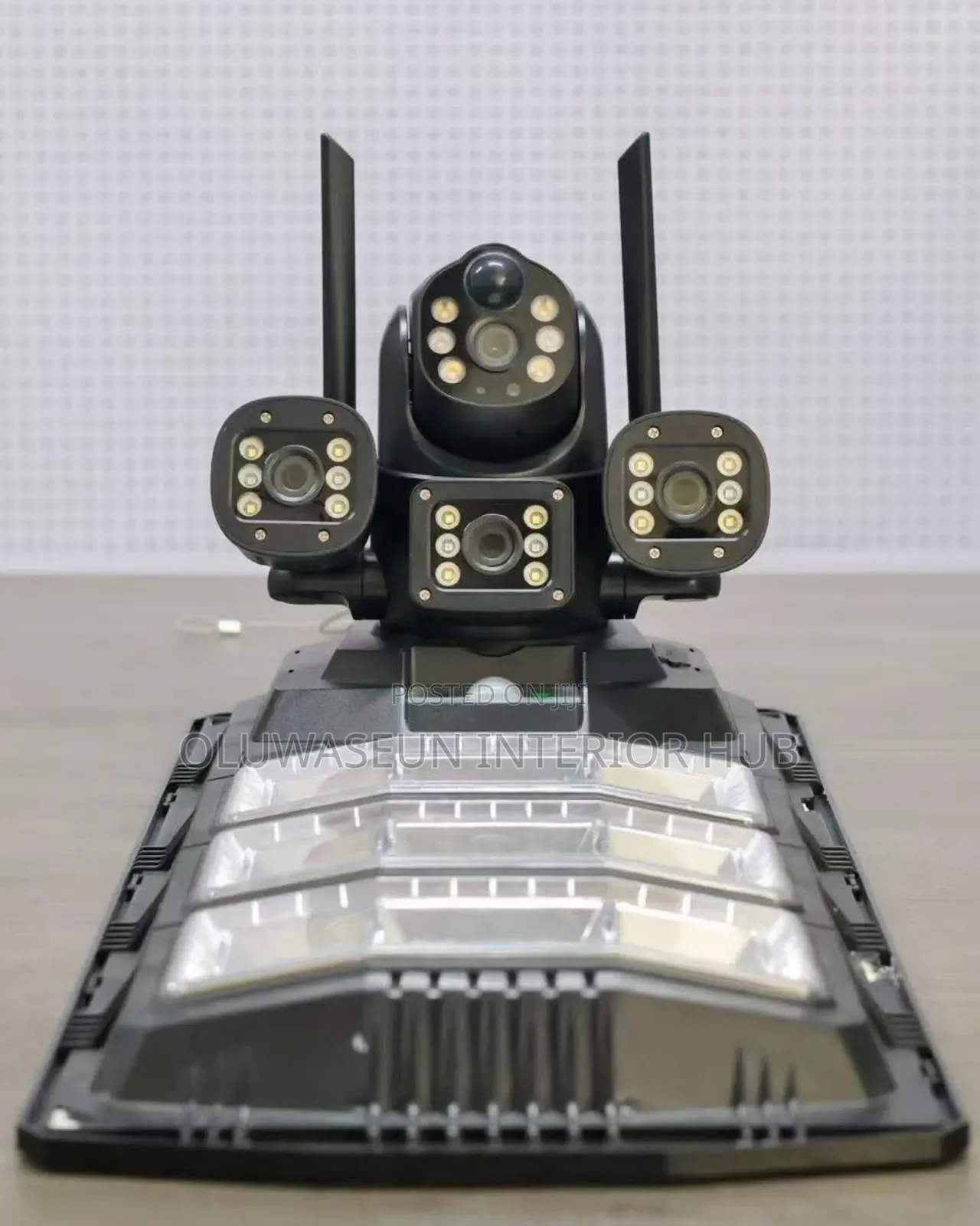 Dual Lens PTZ Solar Camera