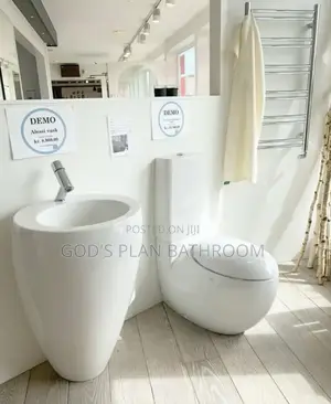 Egg Design Toilet Seat With Wash Hand Basin