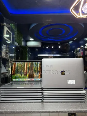 Laptop Apple MacBook Pro 2020 16GB Apple M1 SSD 512GB