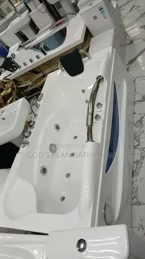 England Single Jacuzzi With Fm Radio