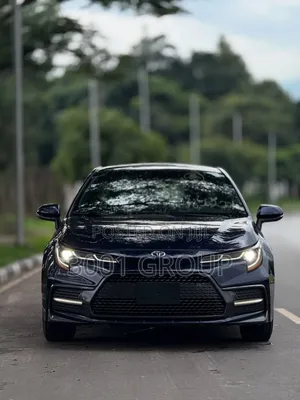 Toyota Corolla SE 2020 Blue