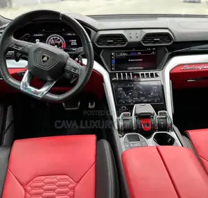 Rent Lamborghini Urus 2023