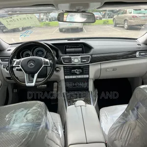 Mercedes-Benz E400 2015 Gray