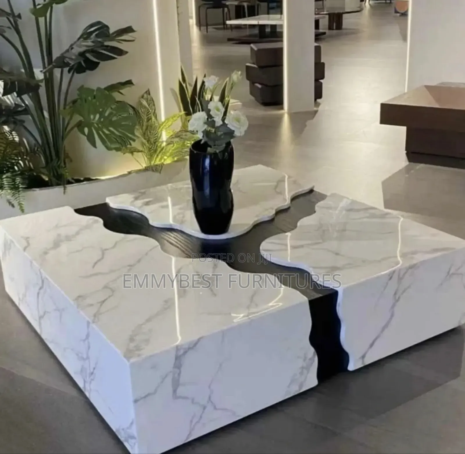 Luxurious New Modern Center Table.