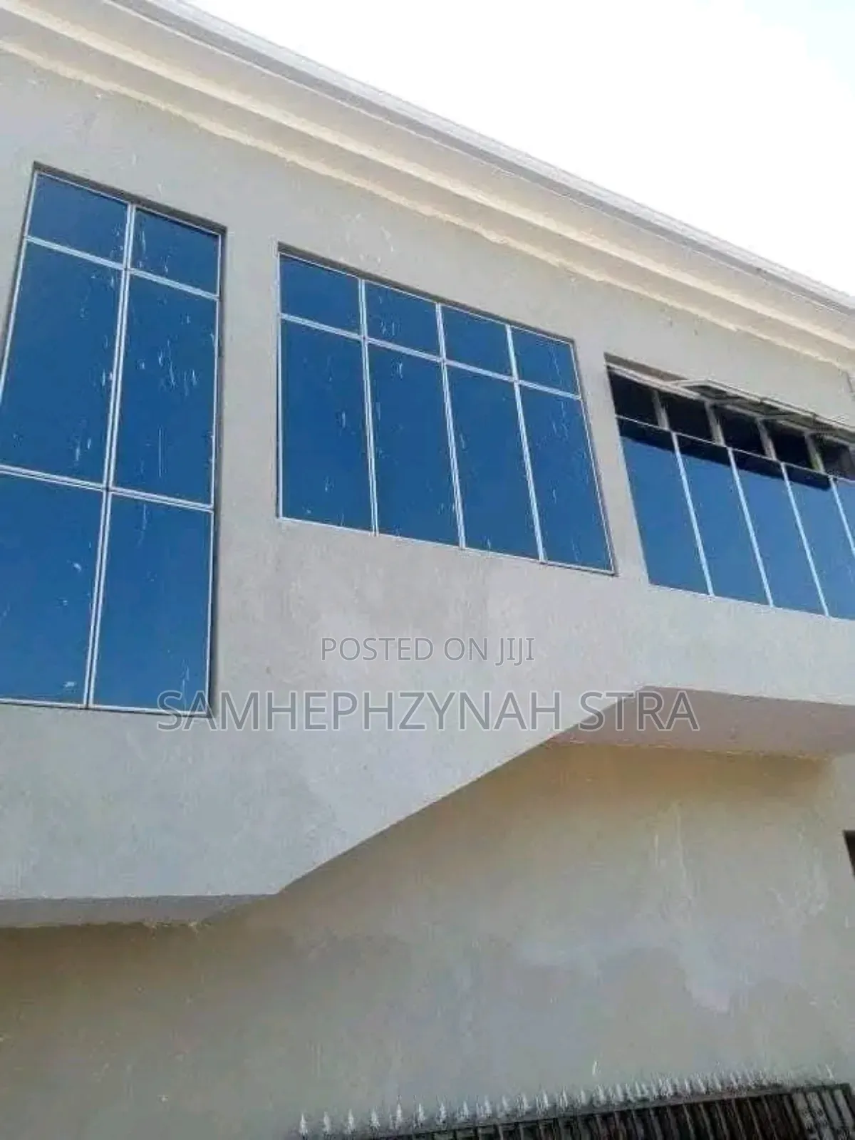 Fixed Aluminum/Glass Window