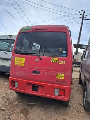 Suzuki Every 2012 Red