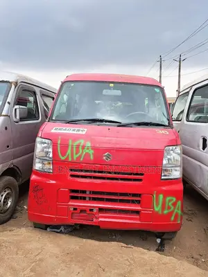 Suzuki Every 2012 Red