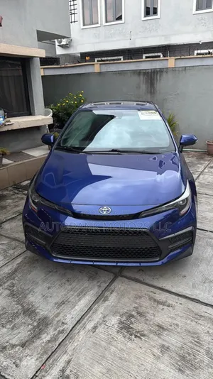 Toyota Corolla SE 2021 Blue