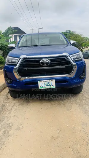 Toyota Hilux for Rent