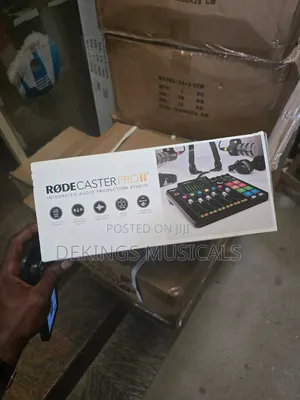 Rode Rodecaster Pro Ii Podcast Audio Production Studio (Black)