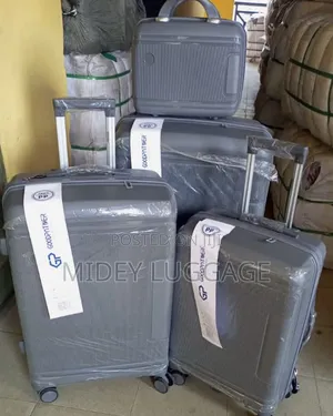 Set of 4 Rubber Luggage Good Partner Boxes