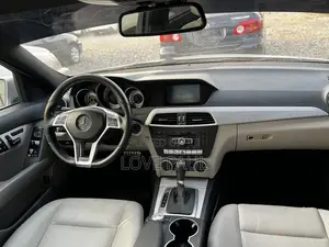 Mercedes-Benz C300 2012 Silver