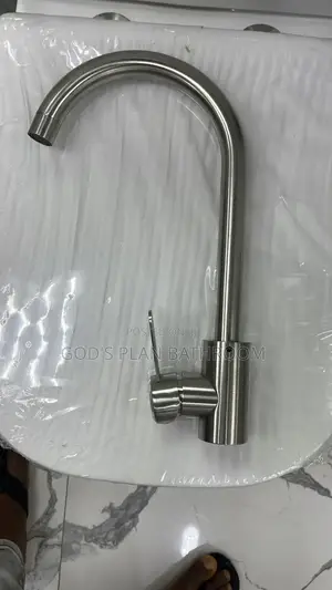Antirust and Black Kitchen Sink Tap