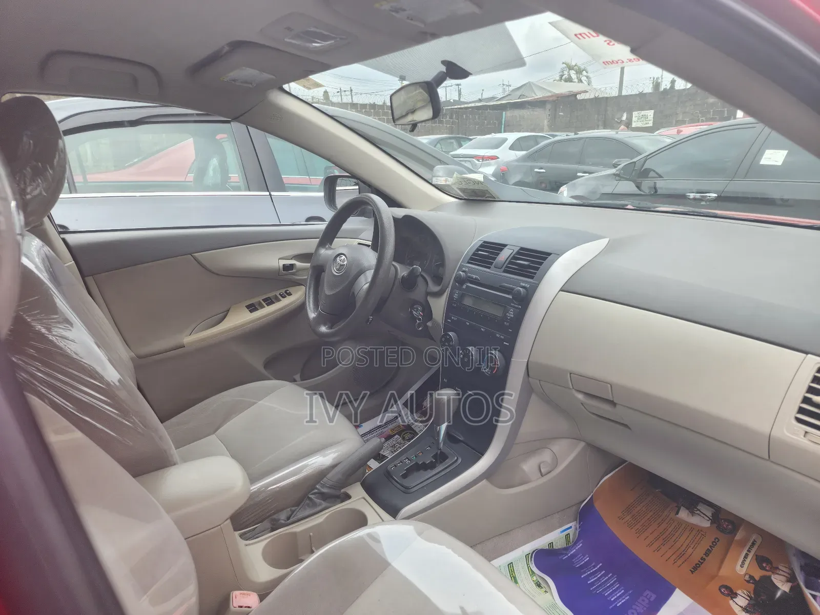 Toyota Corolla 2011 Red