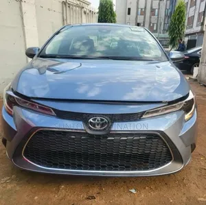 Toyota Corolla LE 2021 Blue