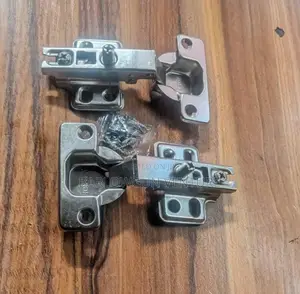 Cabinet Hinges