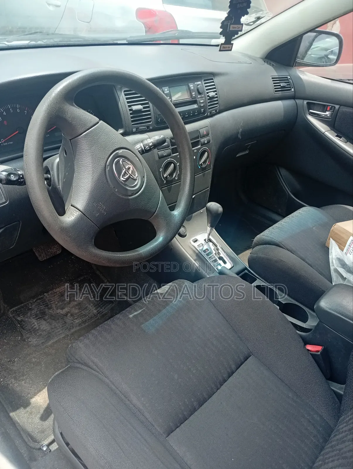 Toyota Corolla Liftback 2004 Silver