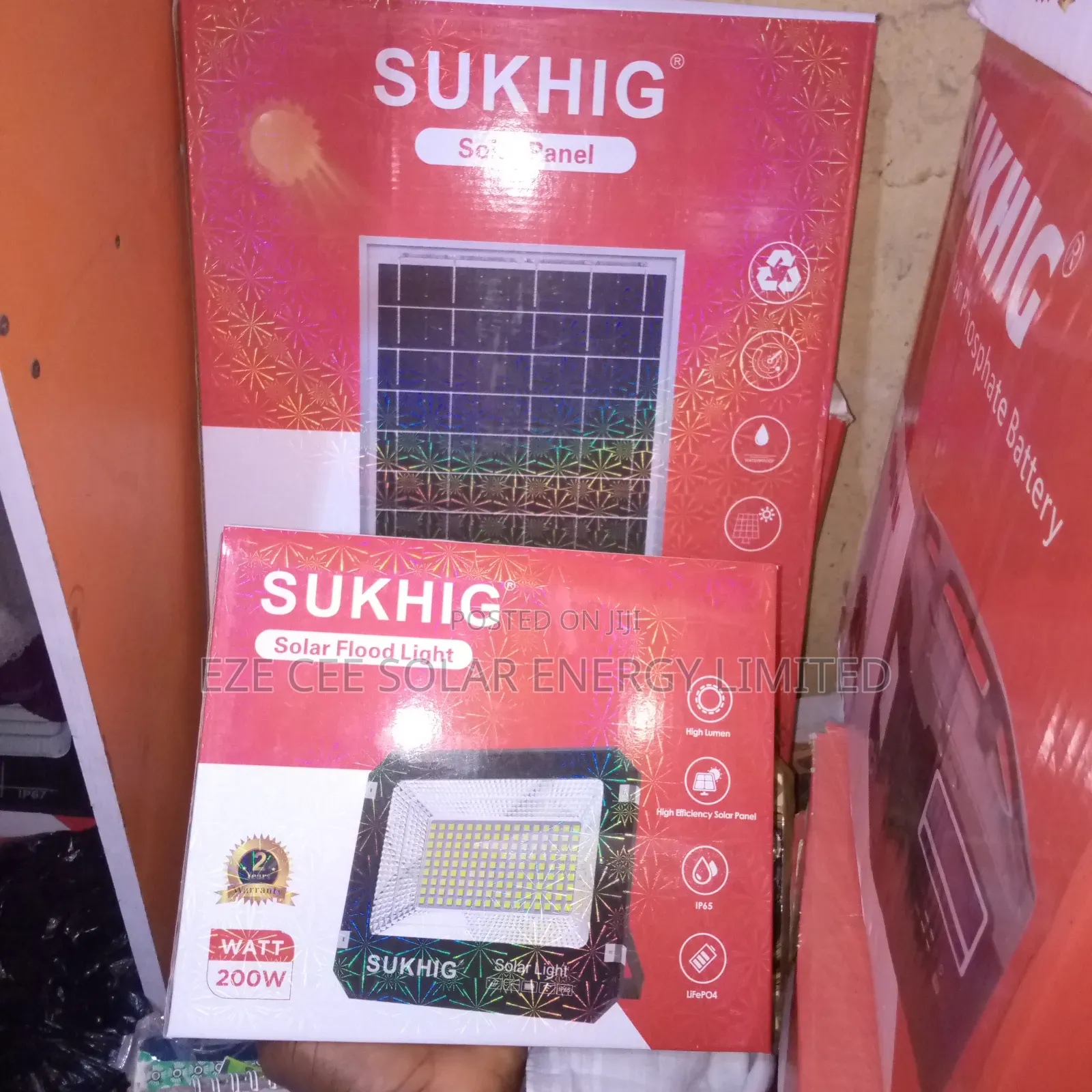 200 Watts Solar Flood Light