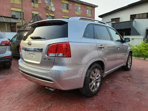 Kia Sorento SX 2011 Silver